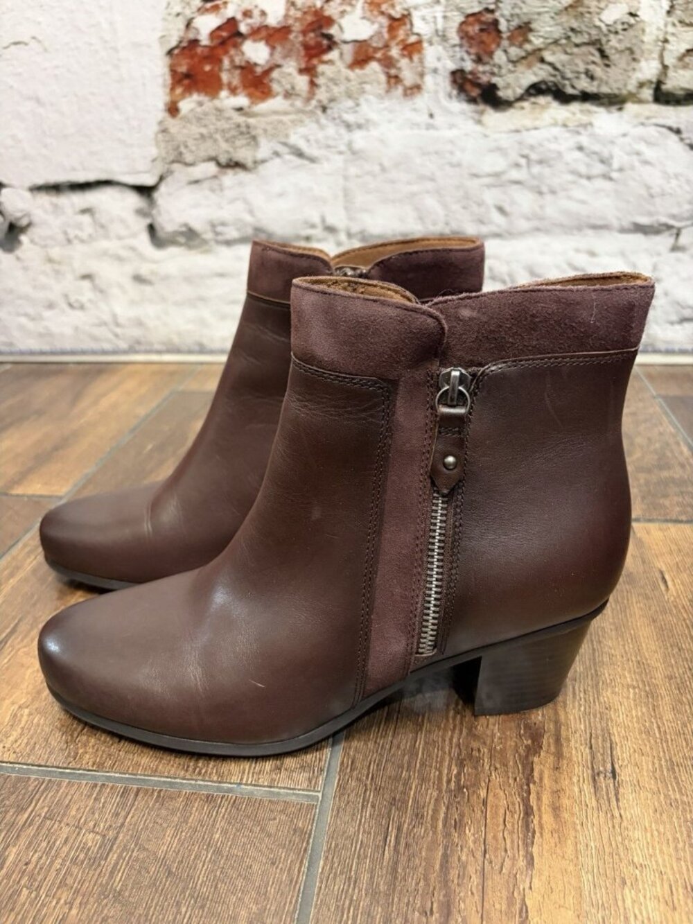 Cobb Hill Wynter Boot‎ Dark Red Leather & Suede Ankle Boots Comfort Neutral